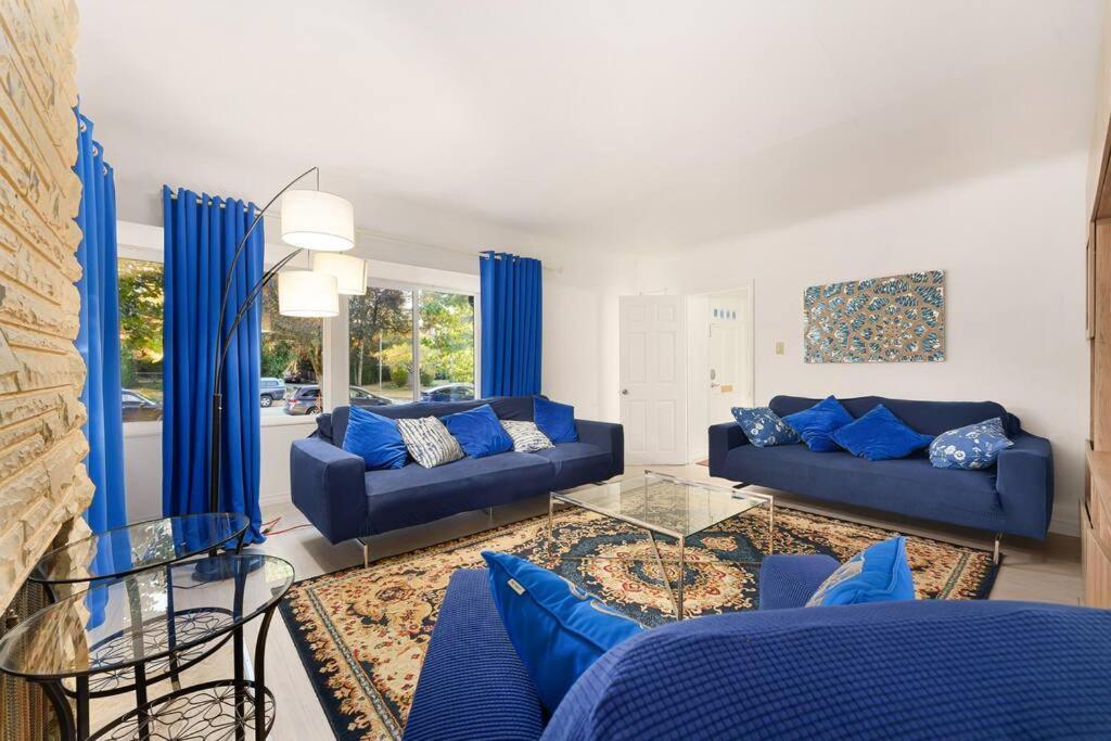 Holiday home Amazing House In The Heart Of Dt/yvr/ubc