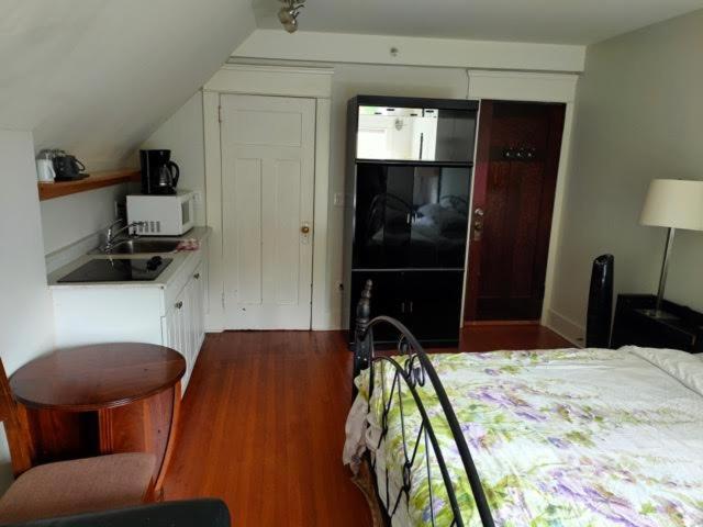 West Guest house