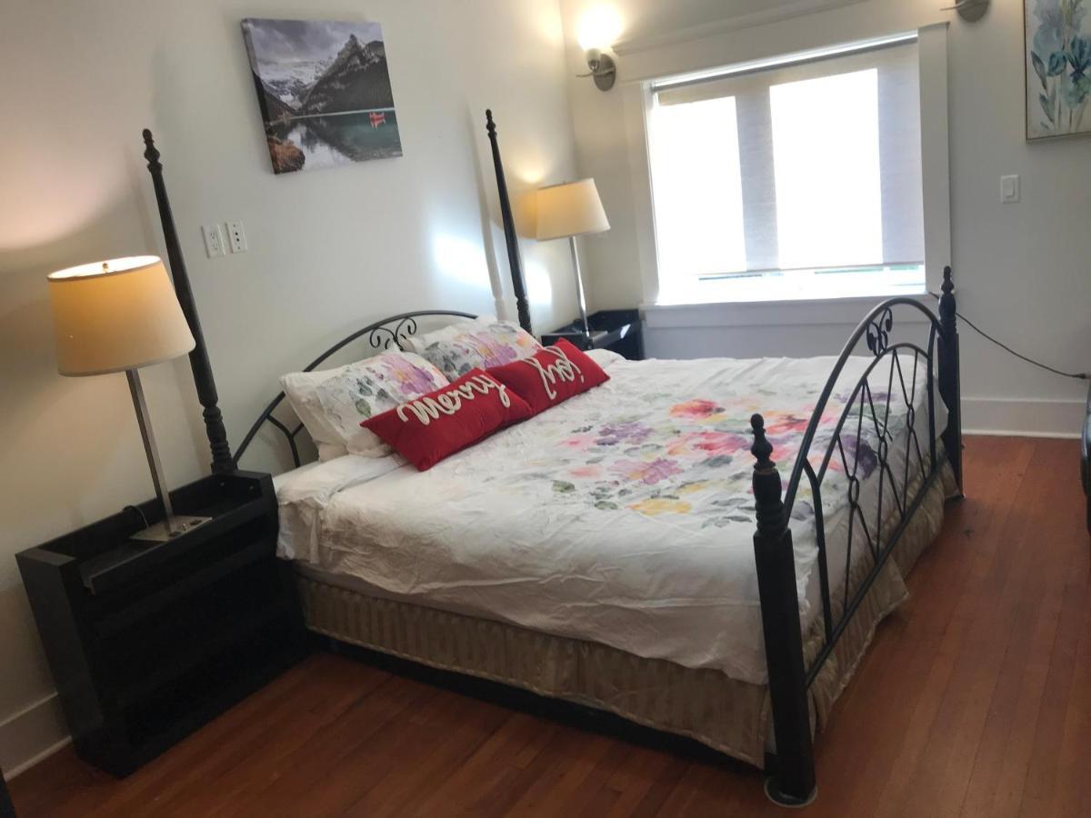 West Guest house *