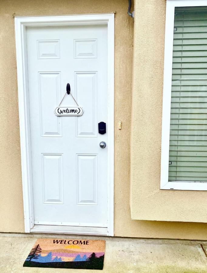 Cozy 2 Beds Spacious Rooms,close To Transit *