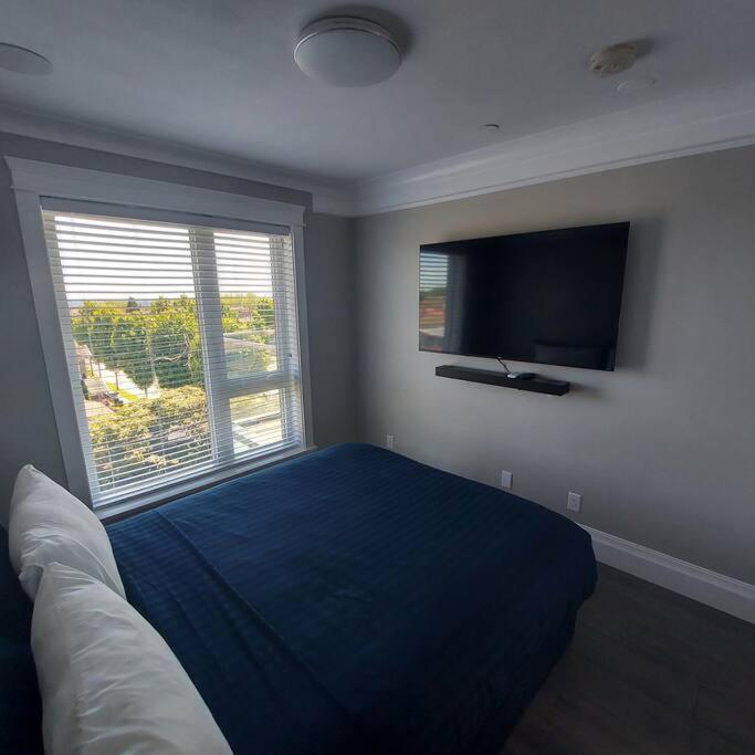 Beautiful Bright 3 Bed Townhouse Apartment