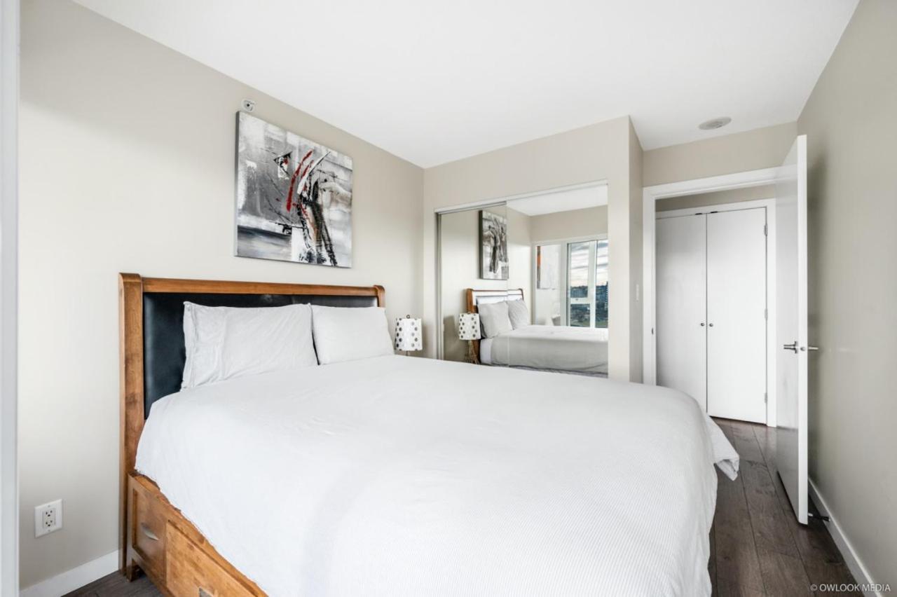 Explore Downtown From Luxury 1 Bed/bath * Vancouver