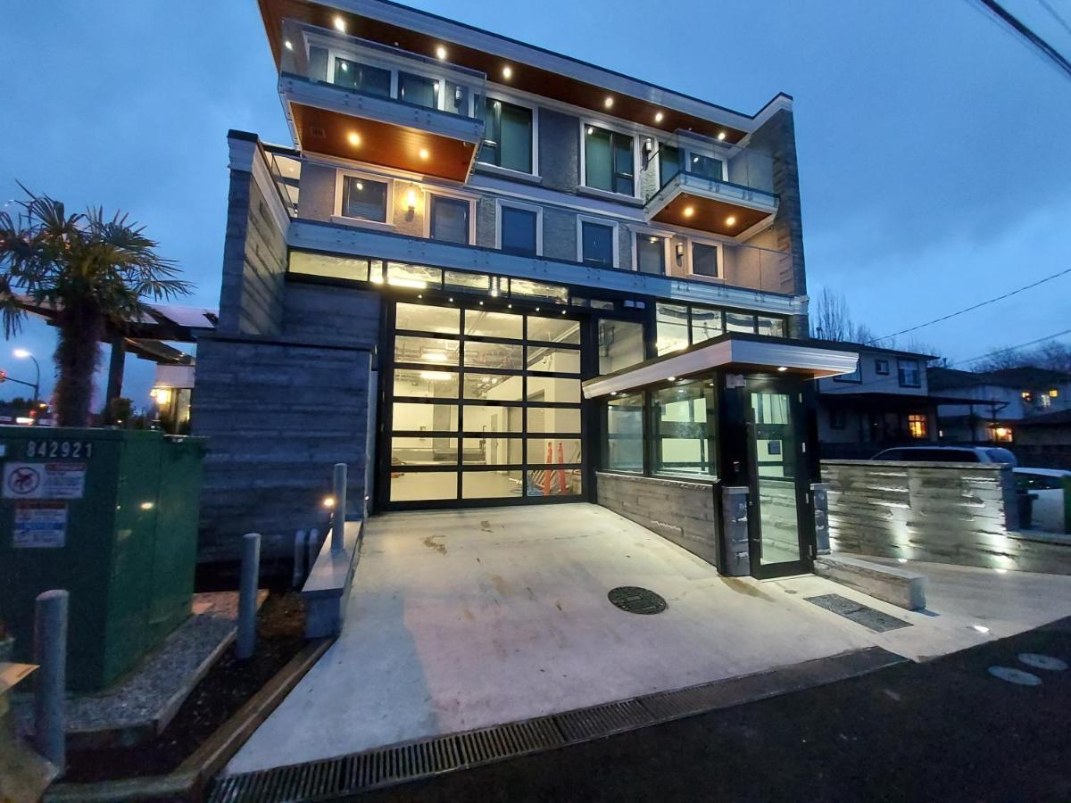 Apartment Beautiful Bright 3 Bed Townhouse *
