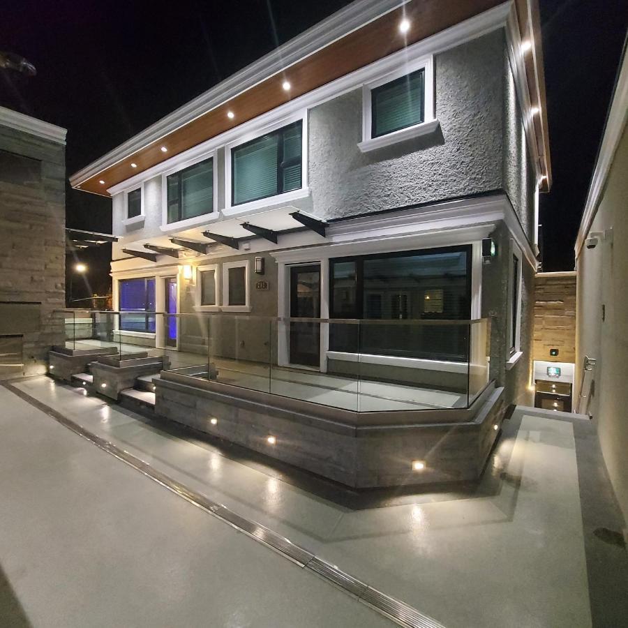 Beautiful Bright 3 Bed Townhouse * Vancouver
