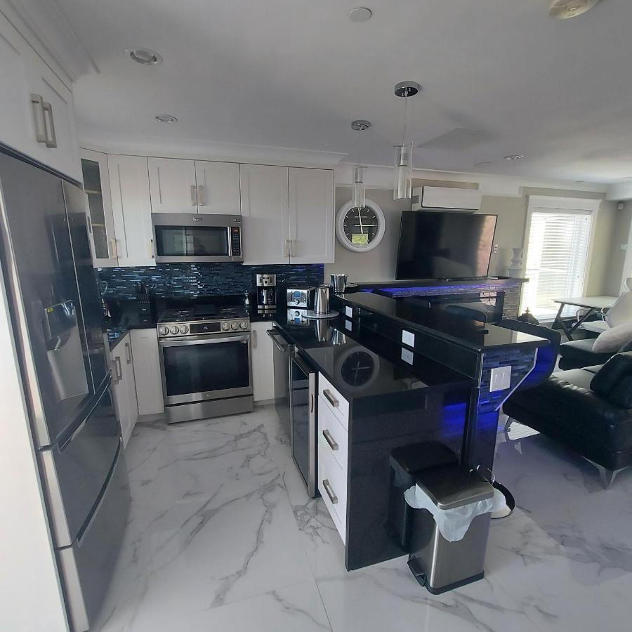 Beautiful Bright 3 Bed Townhouse