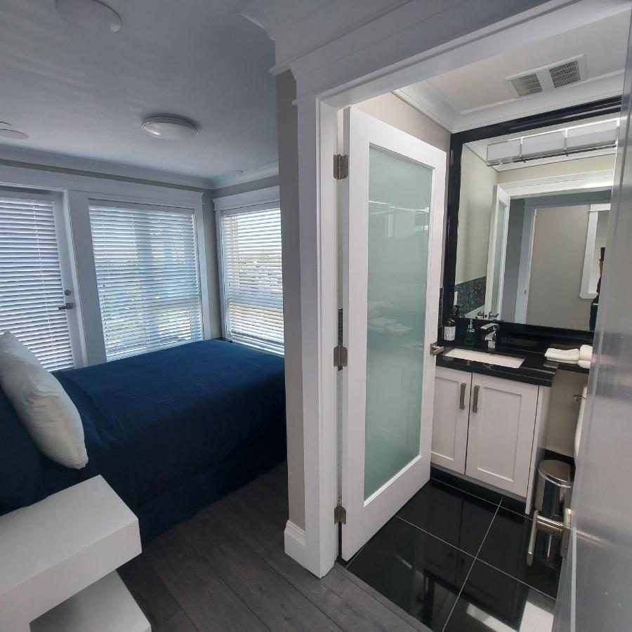 Beautiful Bright 3 Bed Townhouse Apartment