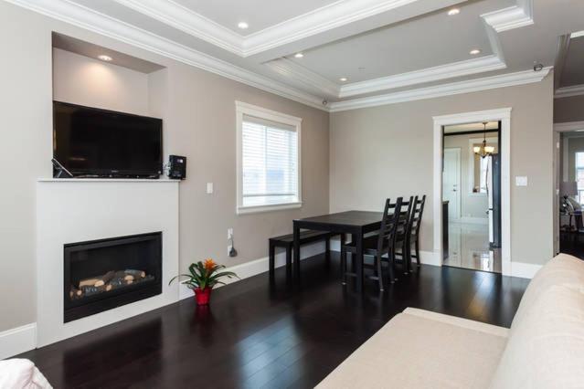 Rare Find Exquisitely New Quiet & Safe Skytrain Gasthof Vancouver