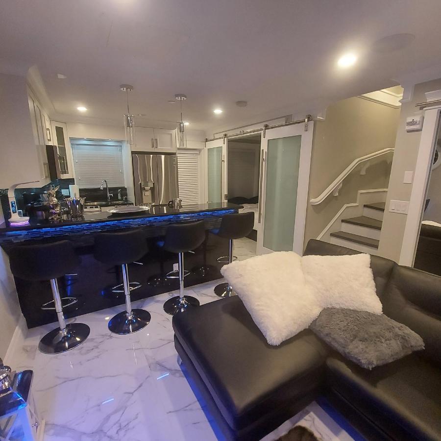 Beautiful Bright 3 Bed Townhouse