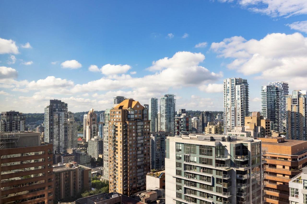 Sheraton Centre Vancouver