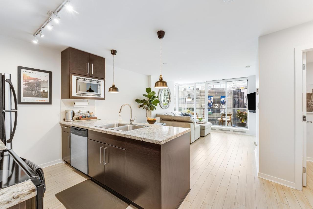 Heart Of Downtown 1 Bd Entire - Pool, Gym, Parking, Office, Ac Apartment *