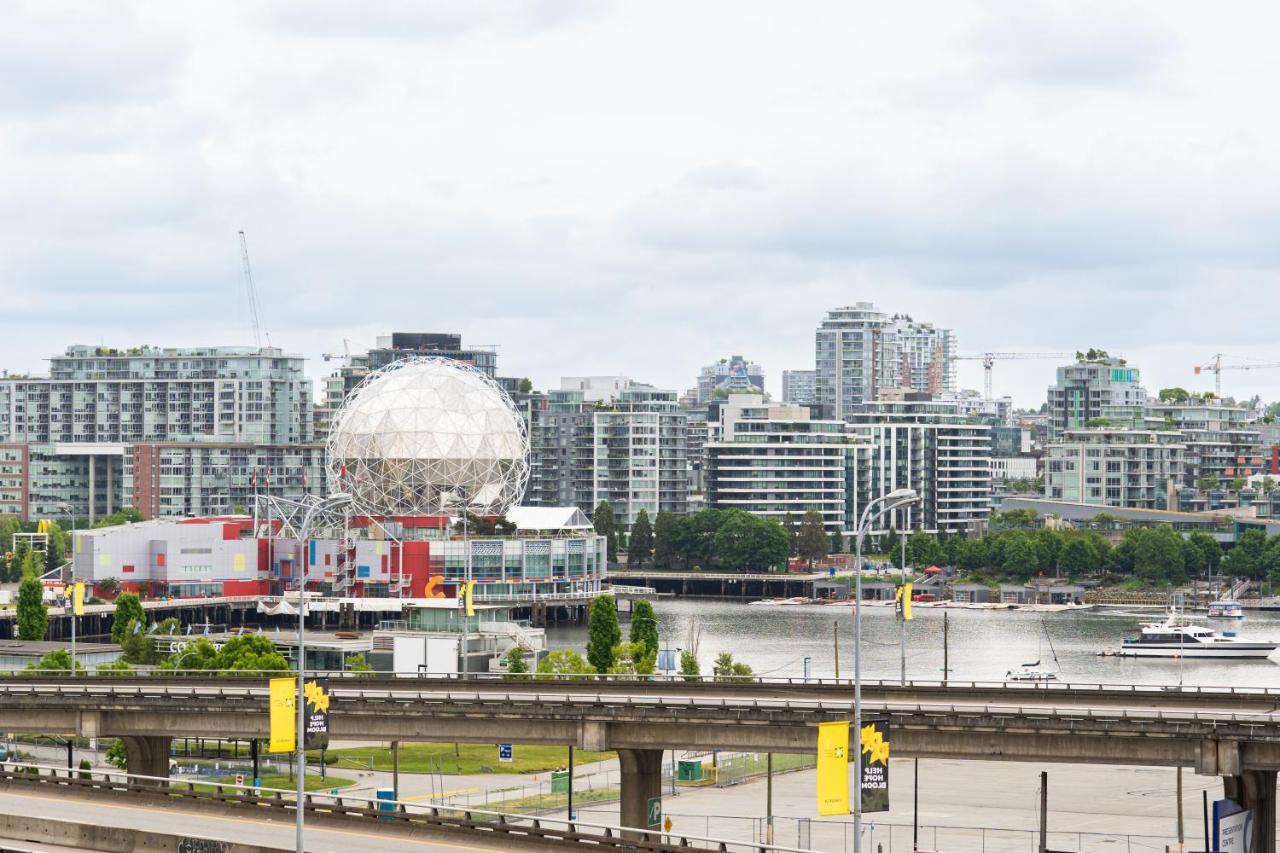 Heart Of Downtown 1 Bd Entire - Pool, Gym, Parking, Office, Ac Apartment Vancouver