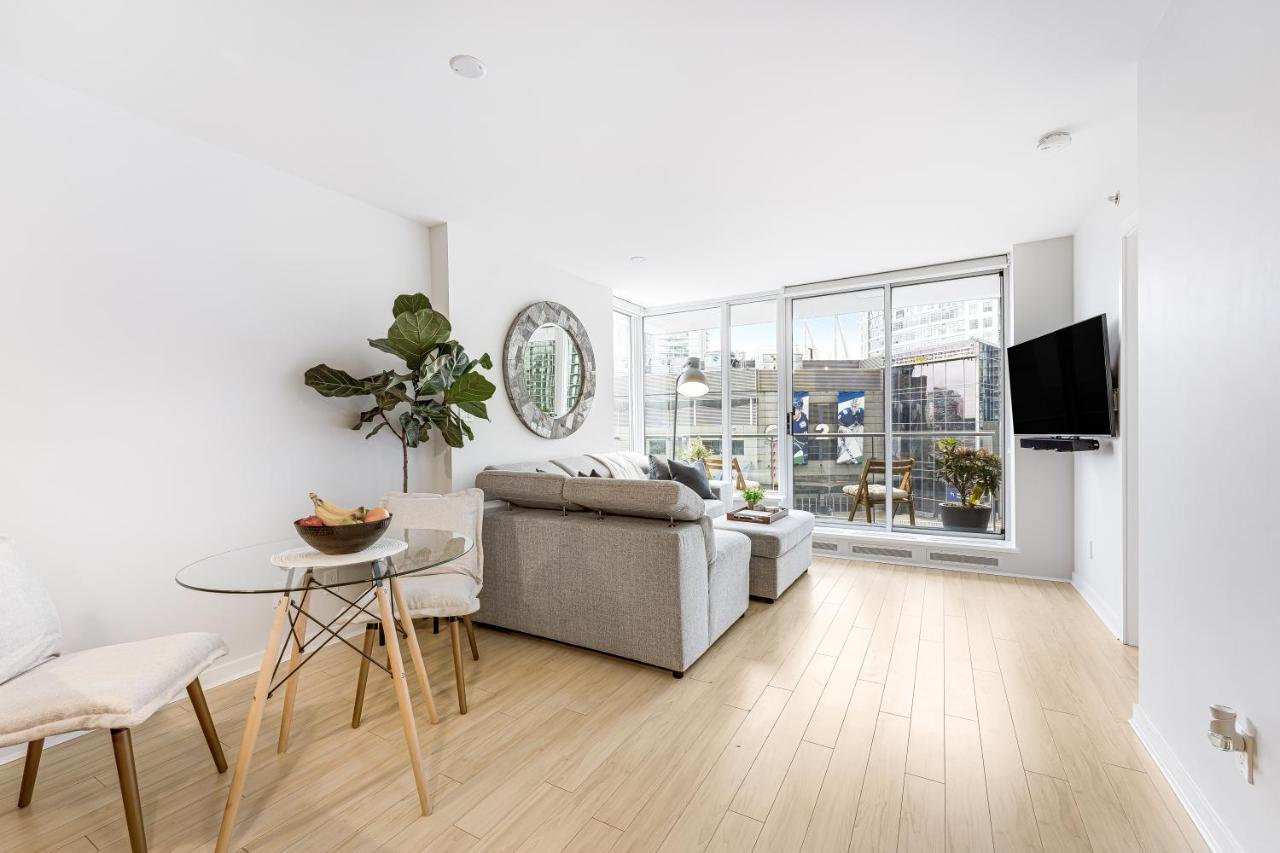 Heart Of Downtown 1 Bd Entire - Pool, Gym, Parking, Office, Ac *