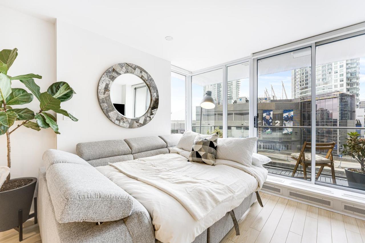 Heart Of Downtown 1 Bd Entire - Pool, Gym, Parking, Office, Ac