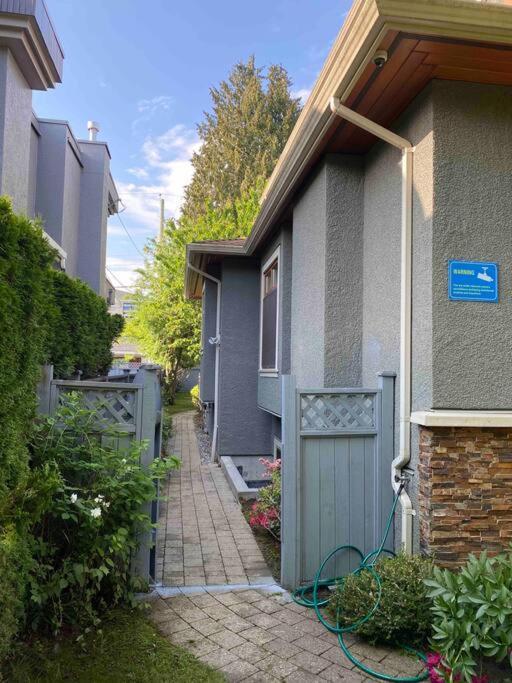 Spacious Modern New *