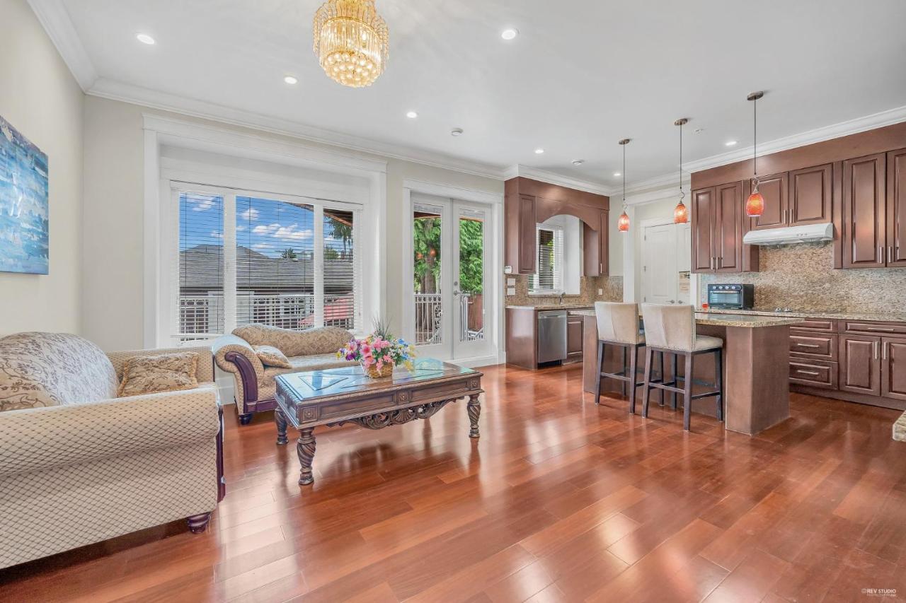 Luxurious Getaway In Vancouver-private With Attached Bathroom Gasthof Vancouver