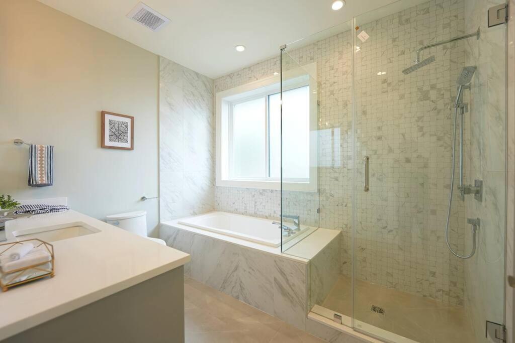 Villa Four Bedrooms New Lovely Duplex House-1628