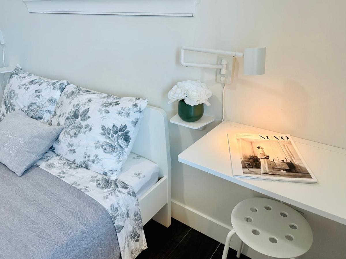 2br 1.5ba Full Kitchen Private - Free Parking - Location Guest house *