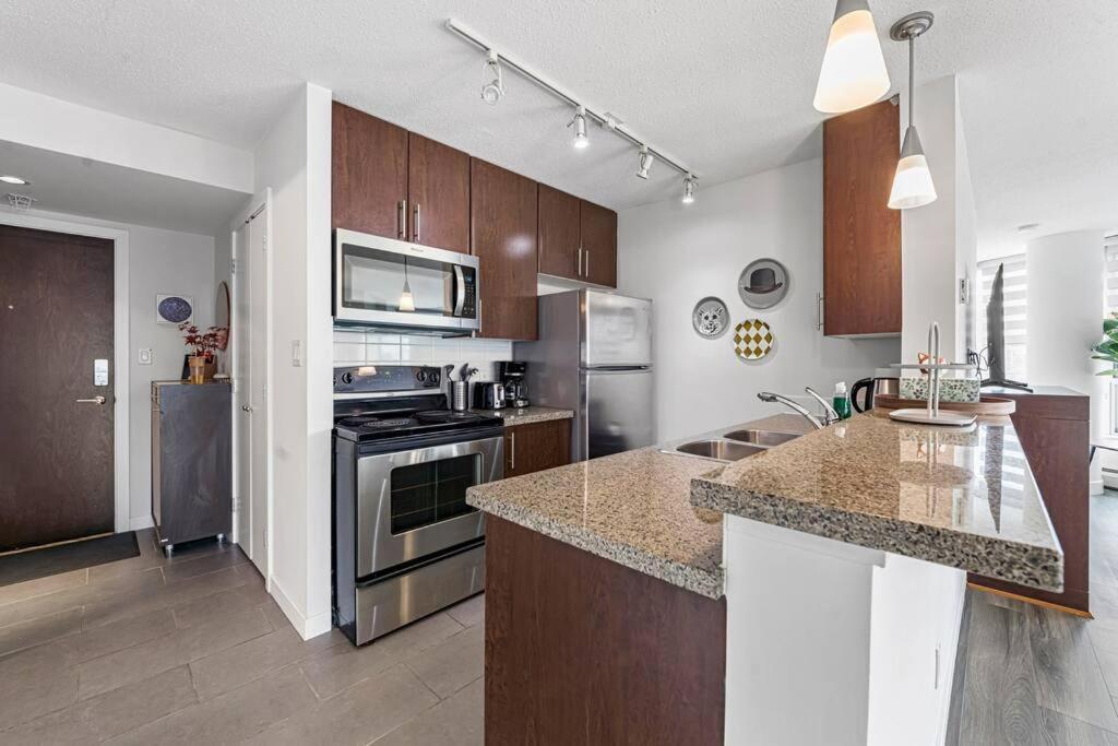 Modern Elegance Apartment Vancouver