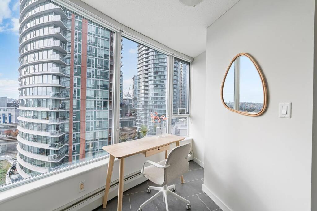 Modern Elegance Apartment