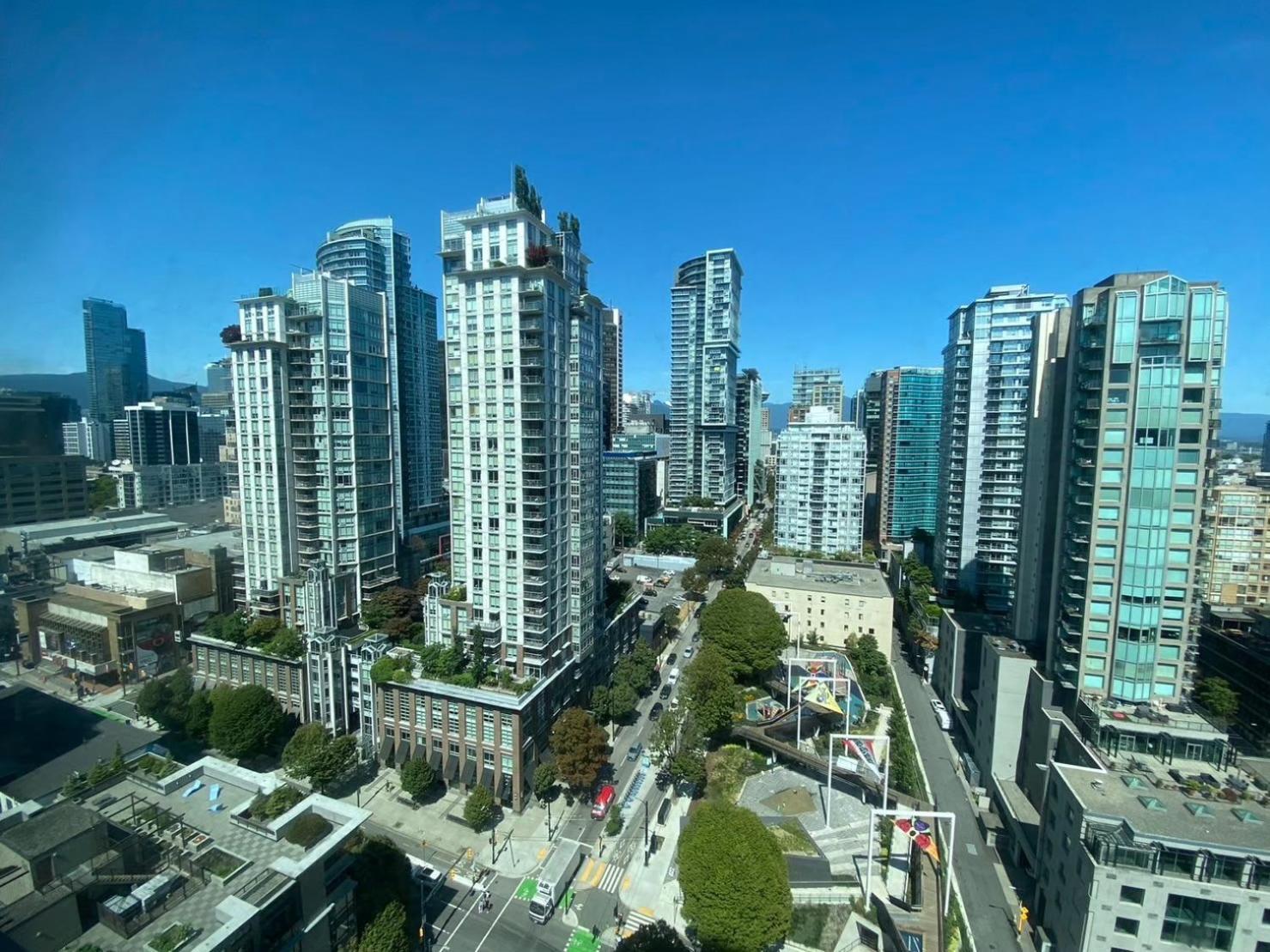 Richard Comfort Living * Vancouver