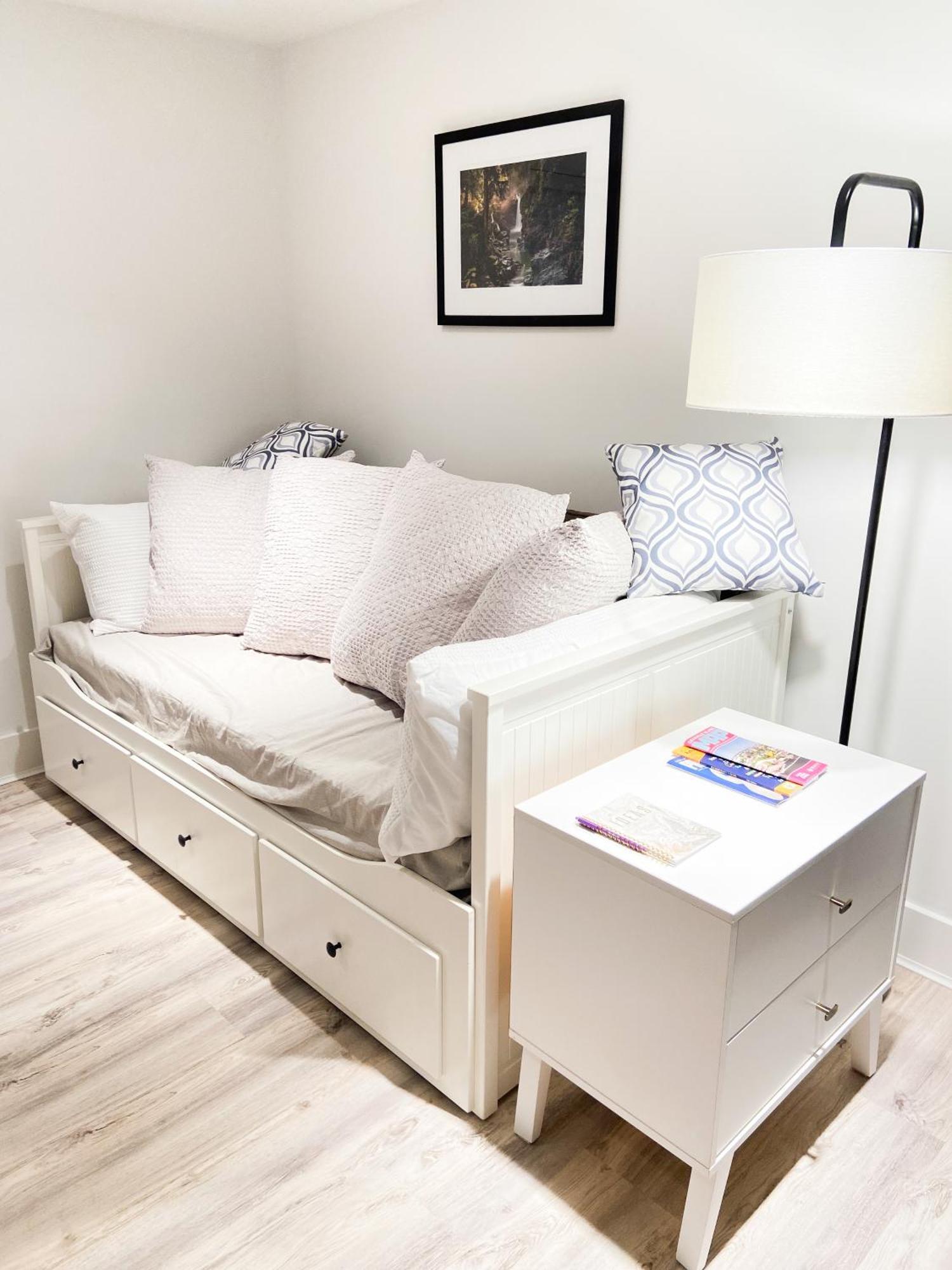 Bed & Breakfast Small Private At Kitsilano