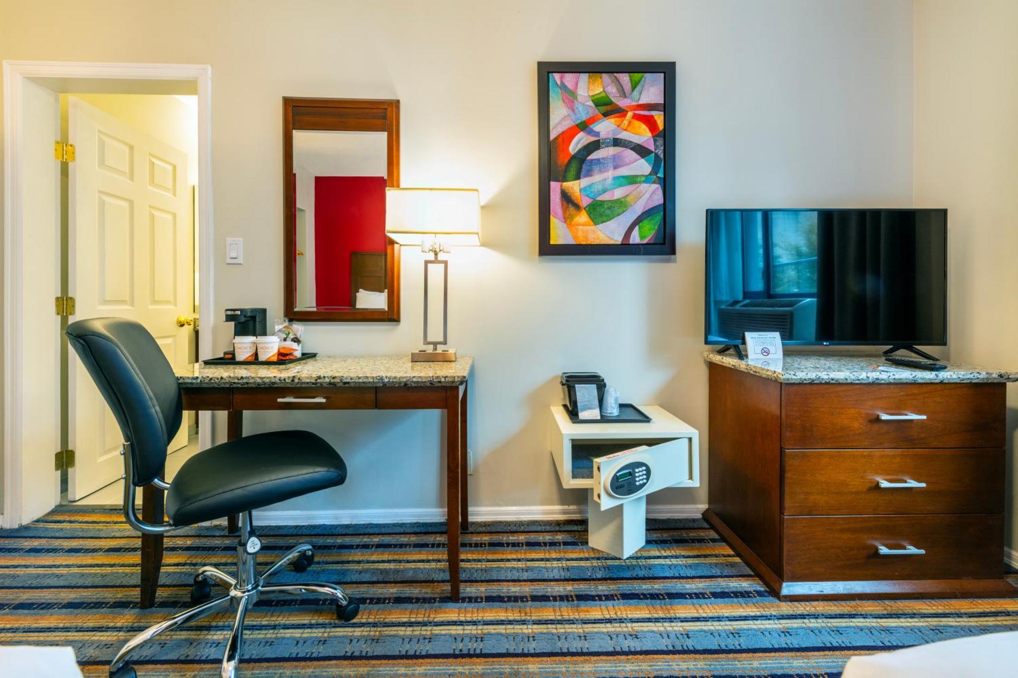 Hotel Quality & (adults Only) 3*