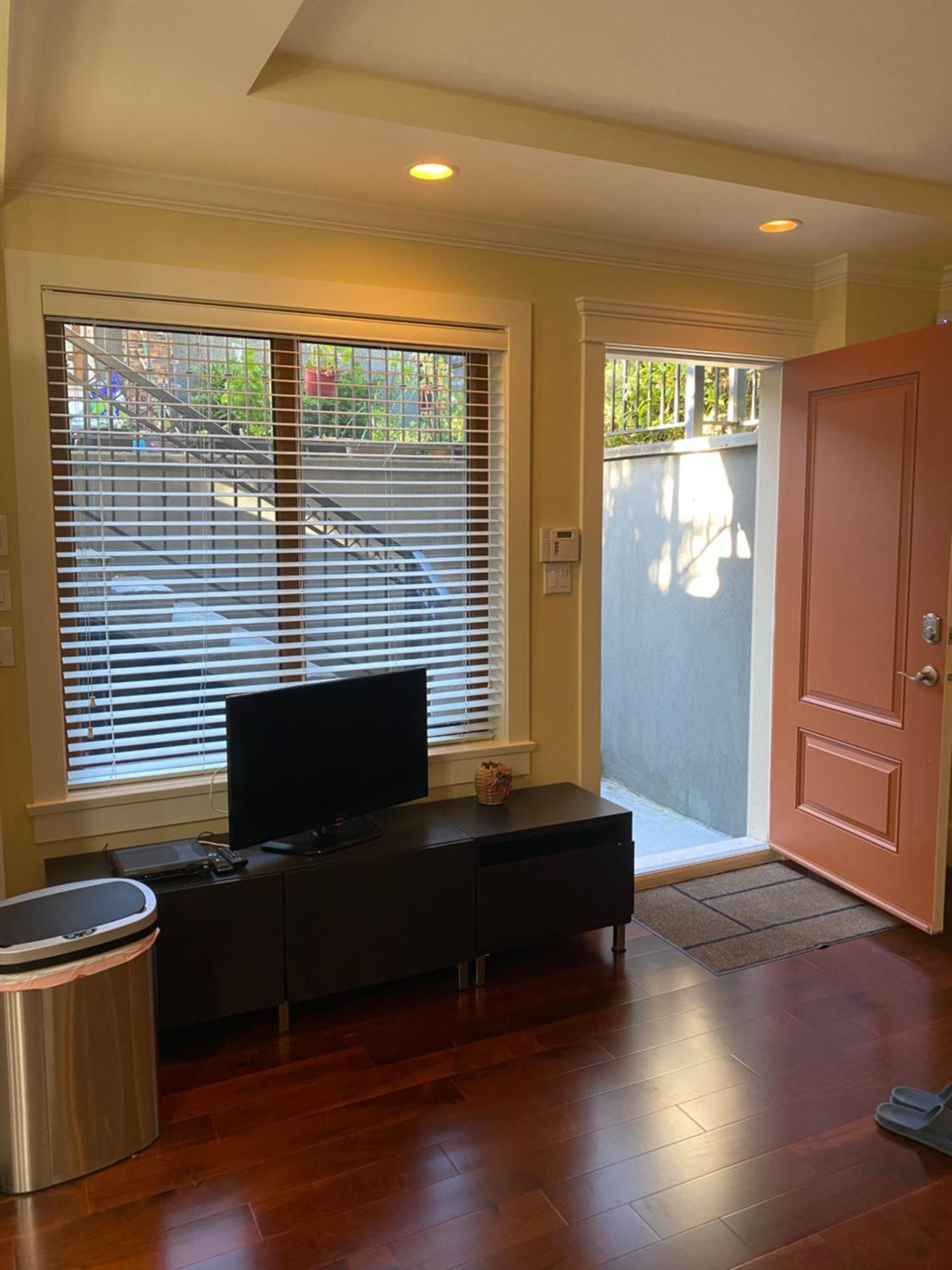 Spacious Modern New *