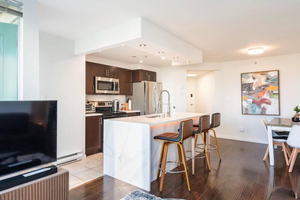 Luxury 2-bedroom Side Yaletown