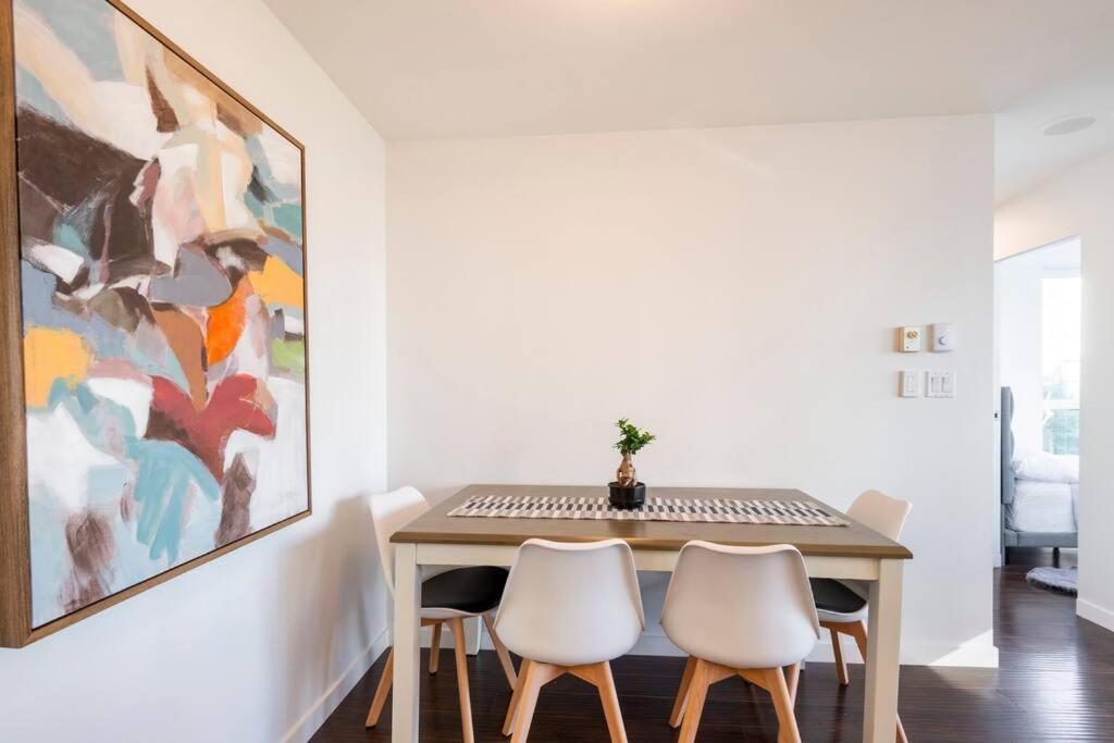 Luxury 2-bedroom Side Yaletown *