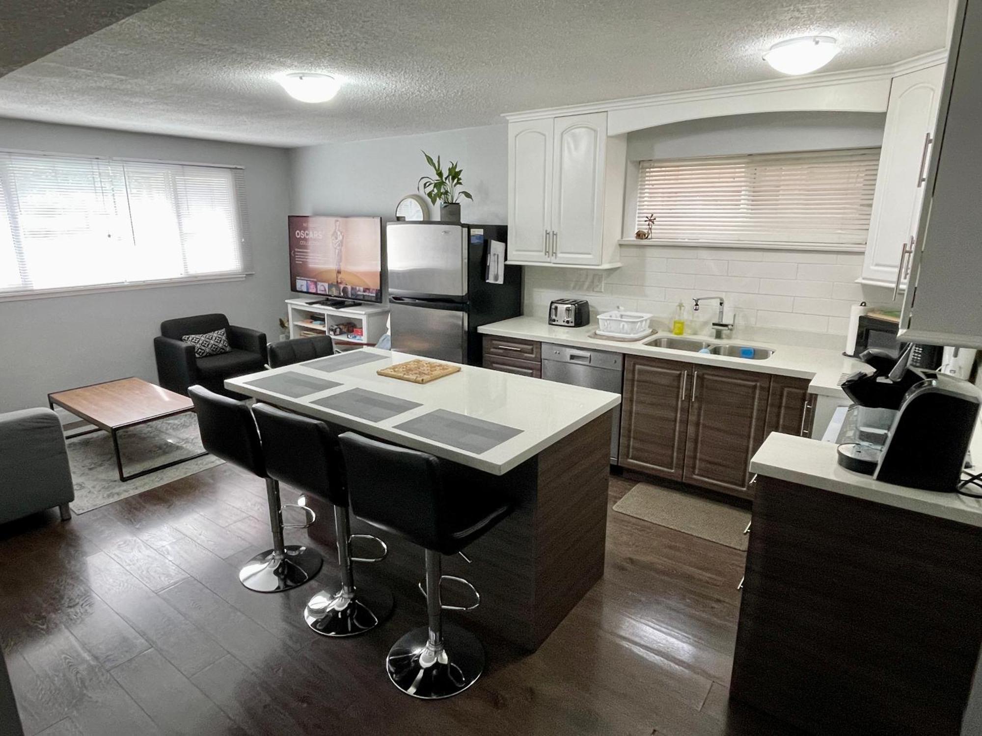 Sunrise Apartment