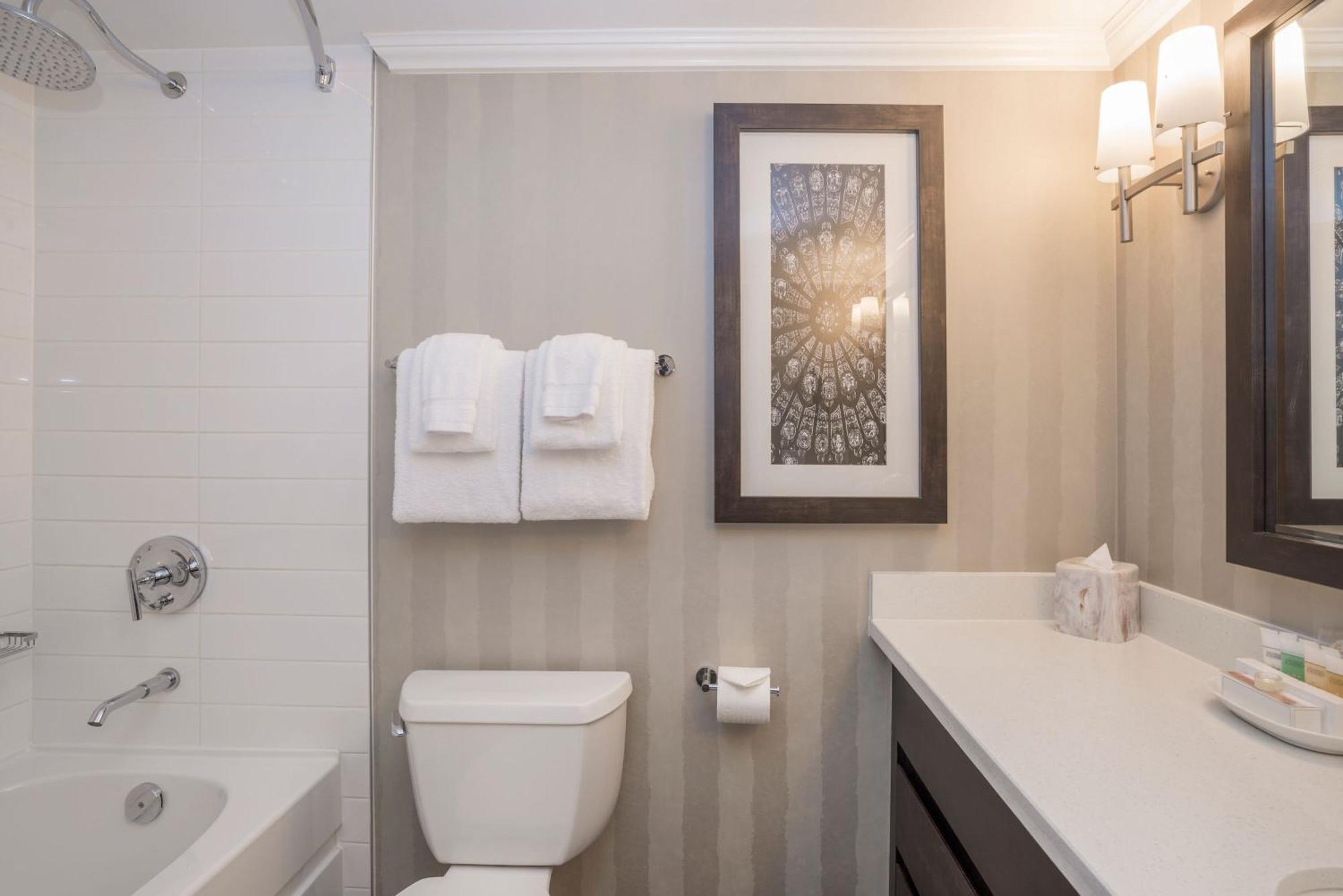 La Grande At The Sutton Place Hotel 5*