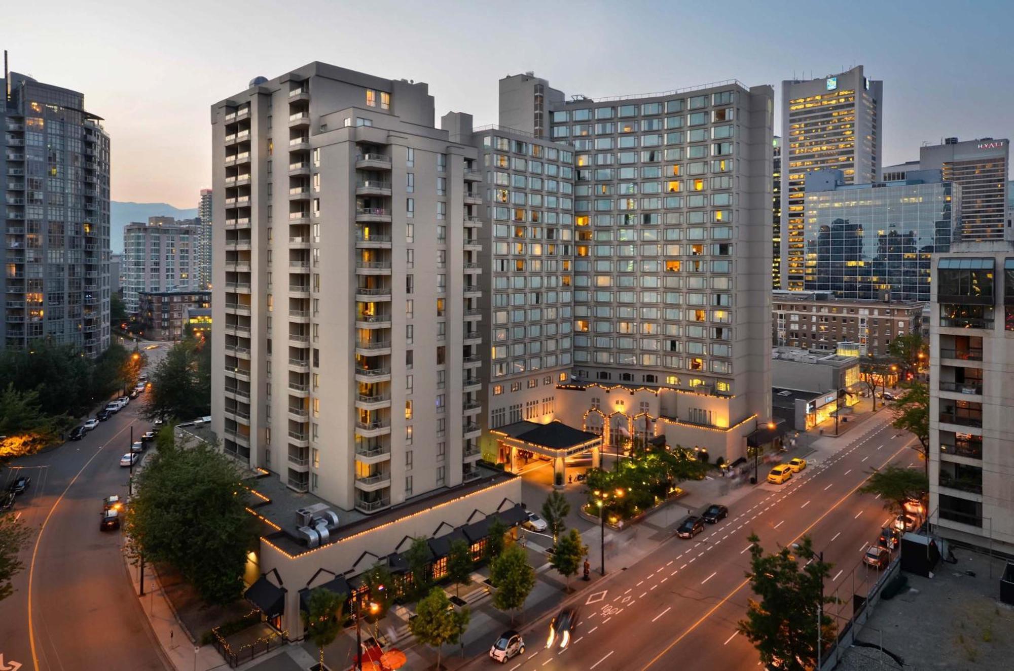 Hotel La Grande At The Sutton Place Vancouver