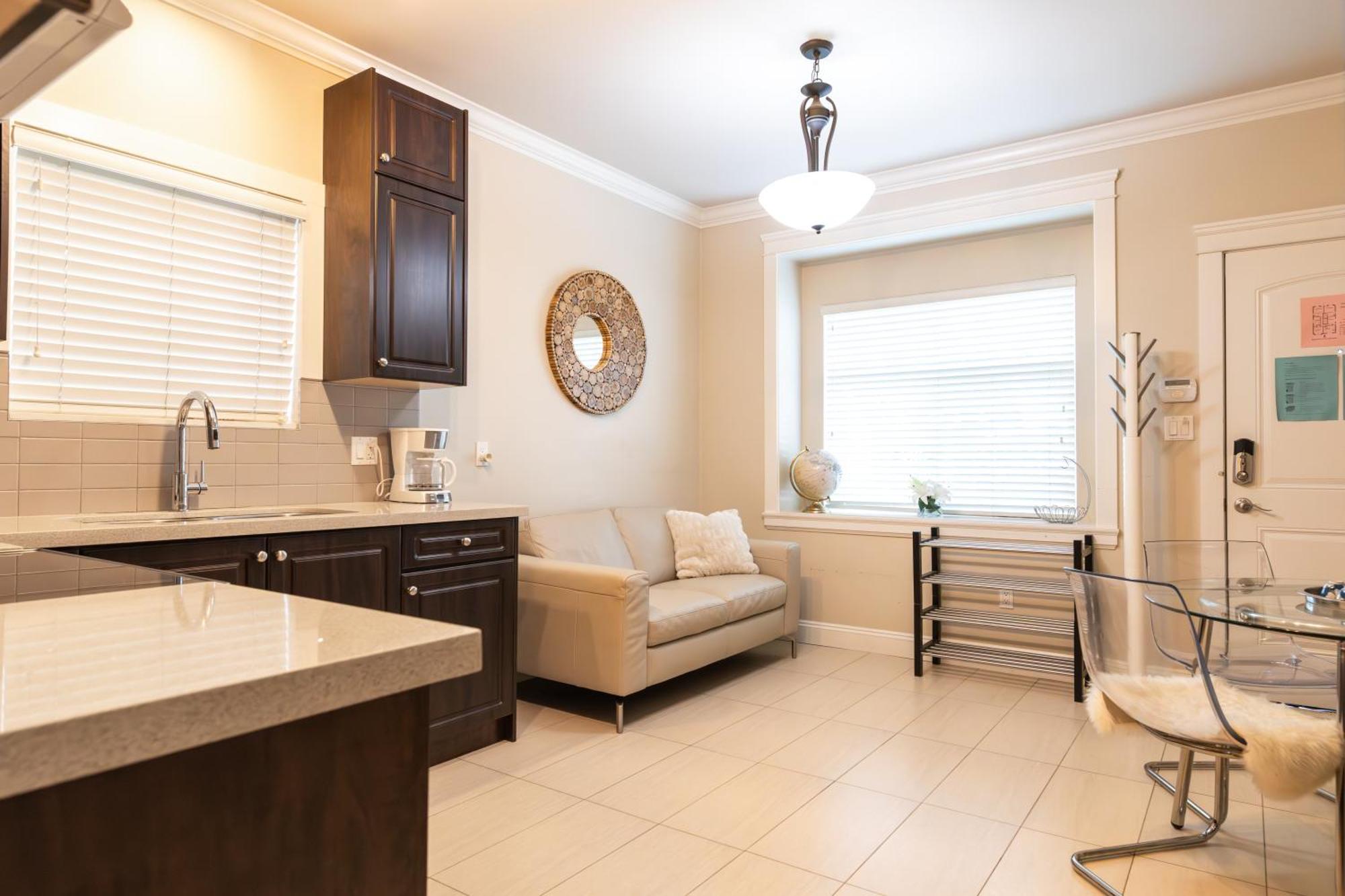 Rare Find Exquisitely New Quiet & Safe Skytrain Vancouver