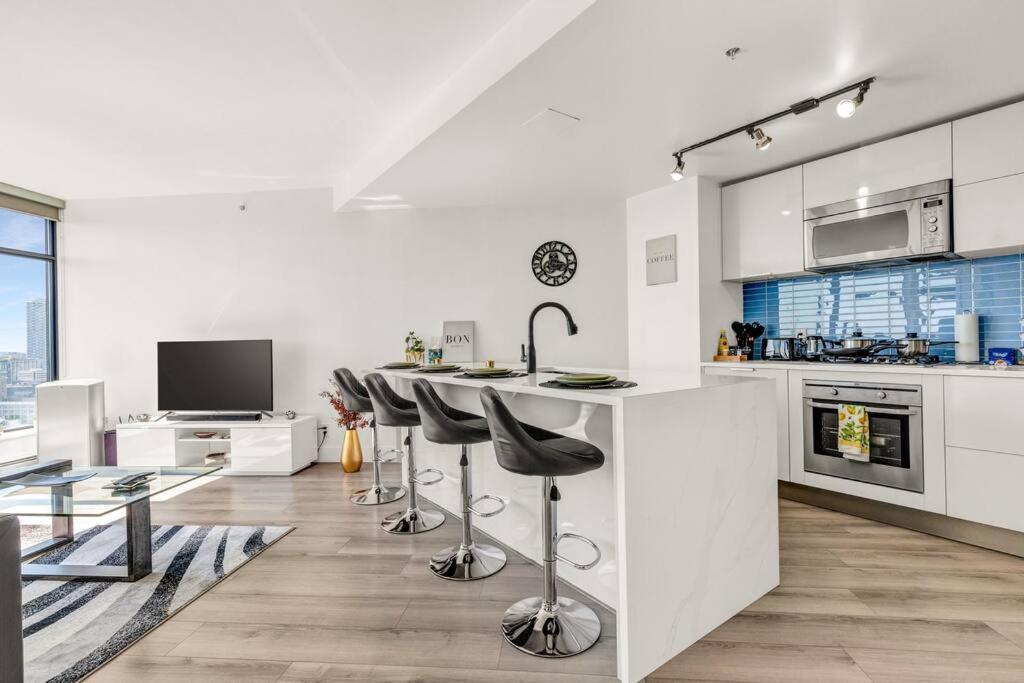 Luxury With Views! * Vancouver
