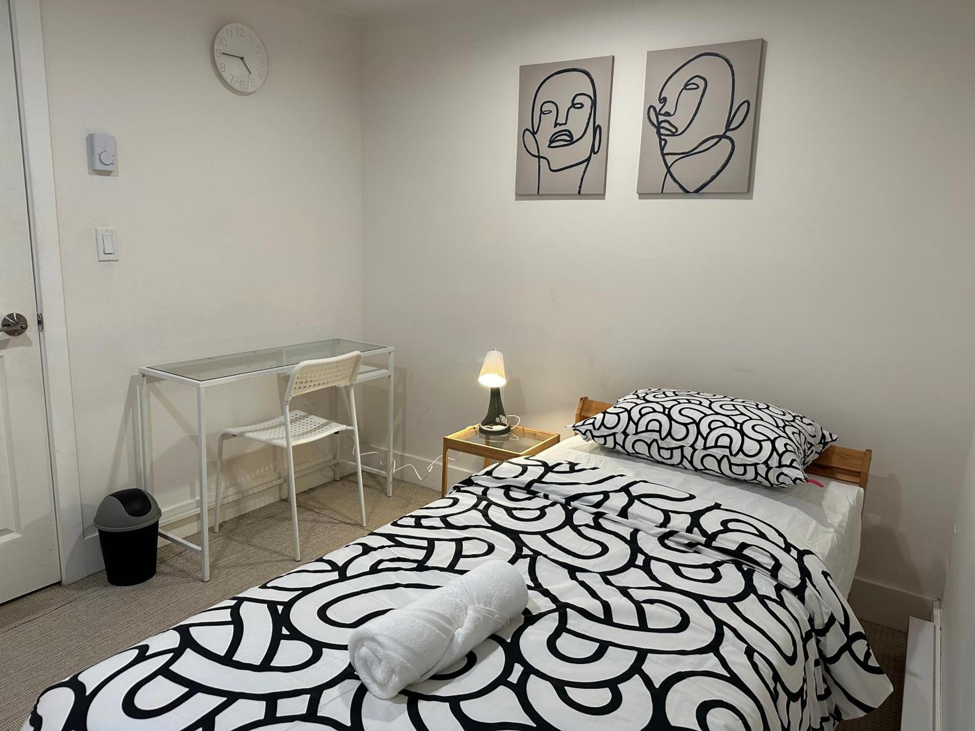 Private In A Shared House Privatunterkunft Vancouver
