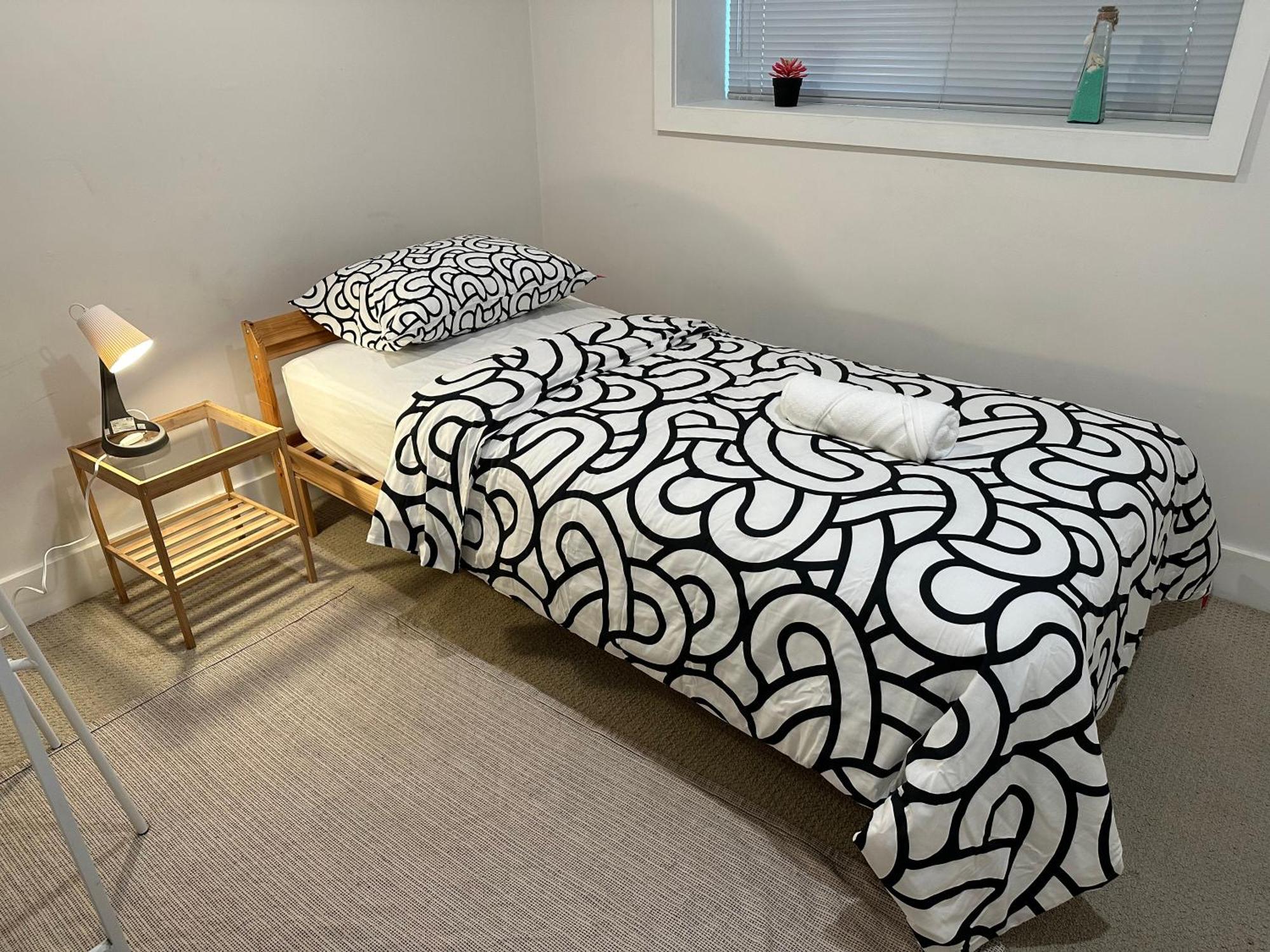 Privatunterkunft Private In A Shared House Vancouver