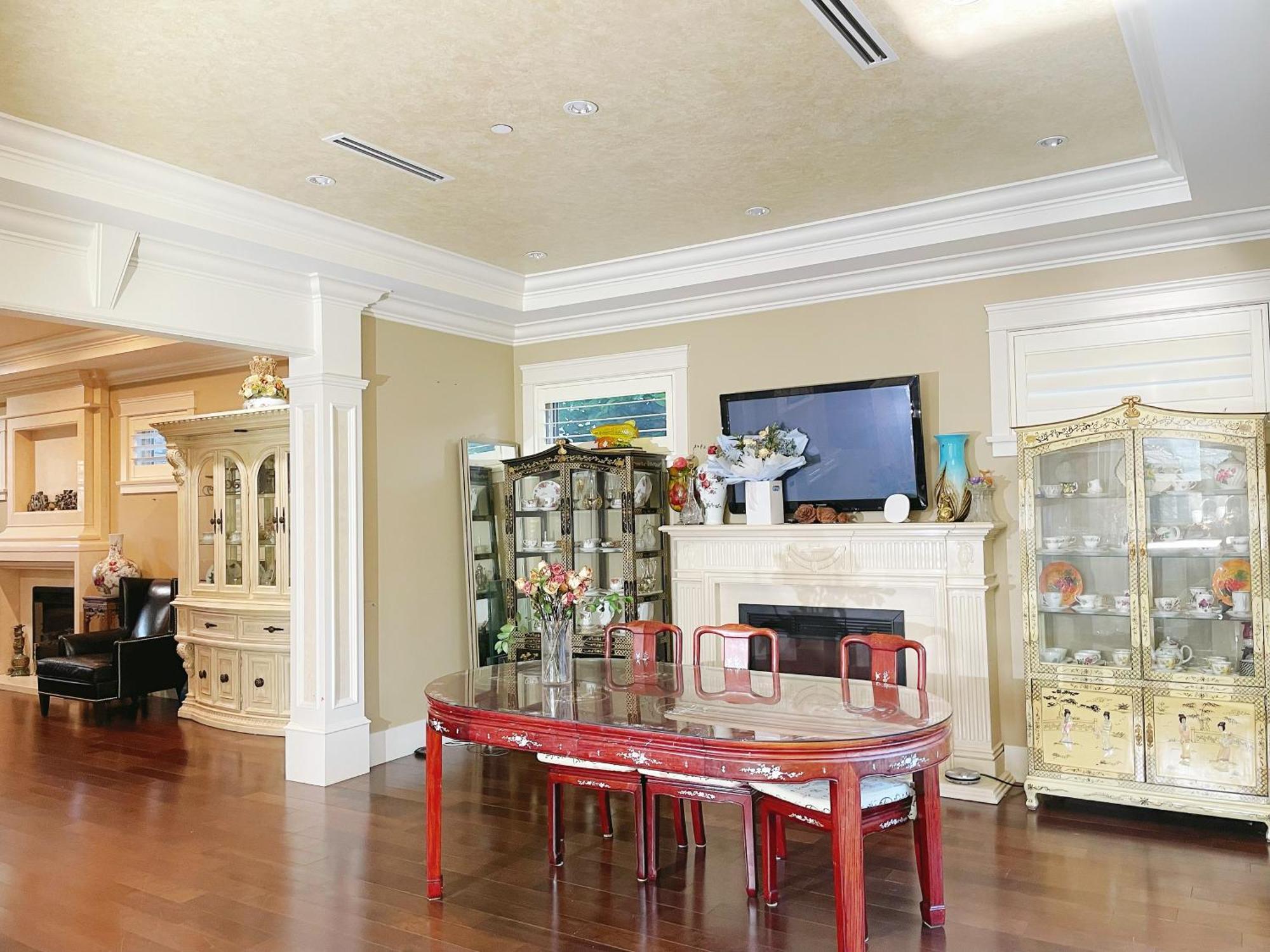 Homestay 紧邻magee中学no 2温哥华市中心舒适优雅的独立卫生间大床房 Vancouver