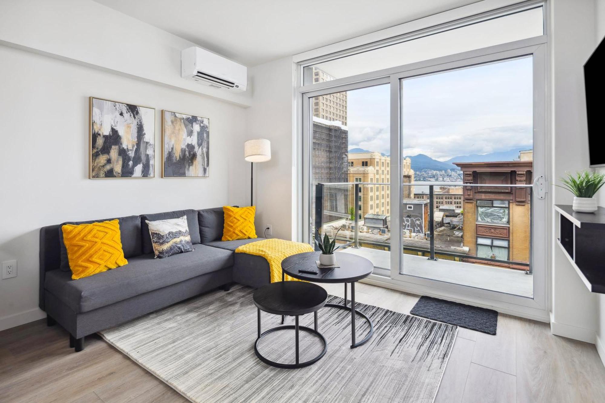 Brand New In Downtown *