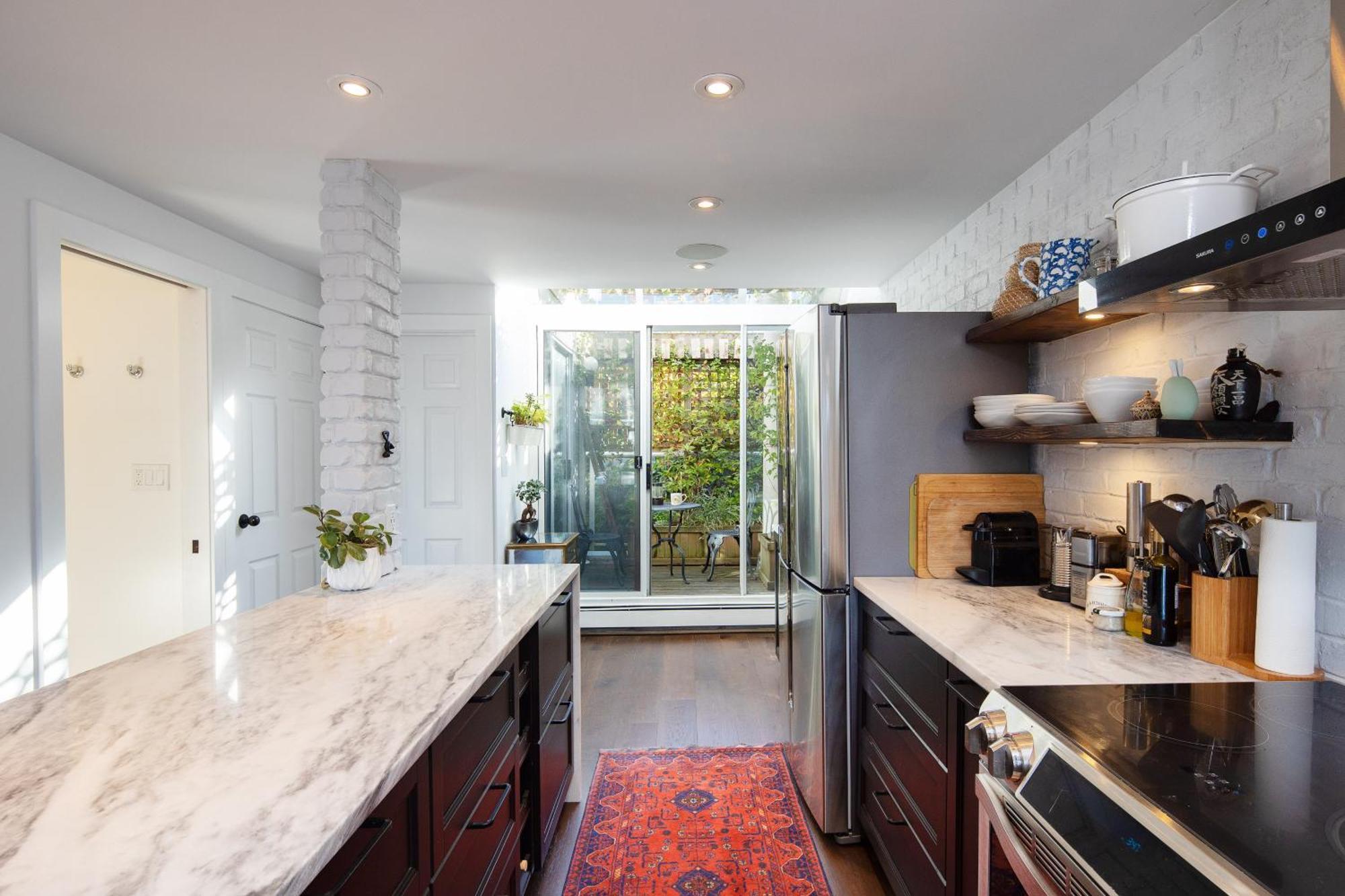 Stunning Views Penthouse Apartment Vancouver