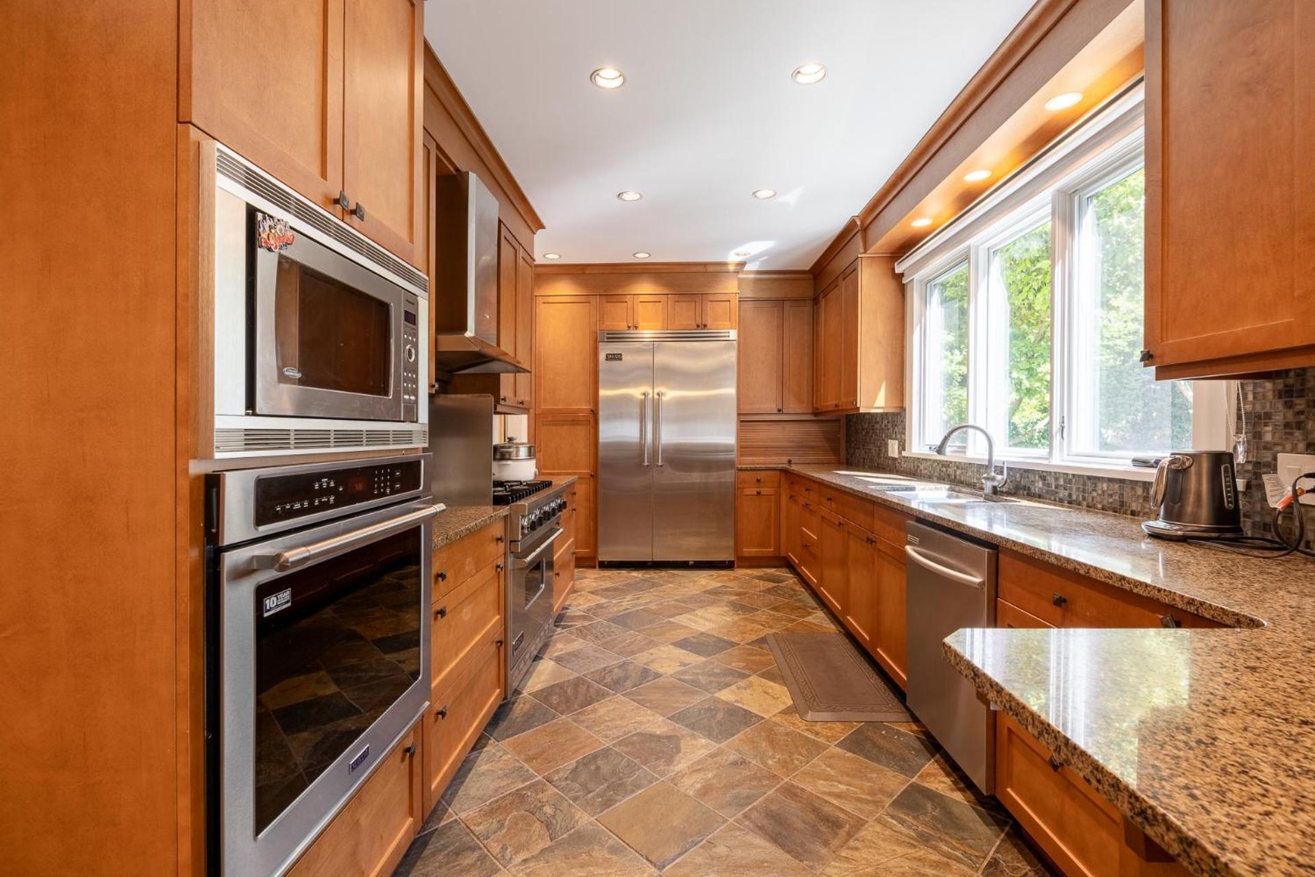 Shaughnessy Cozy Bedrooms Vancouver