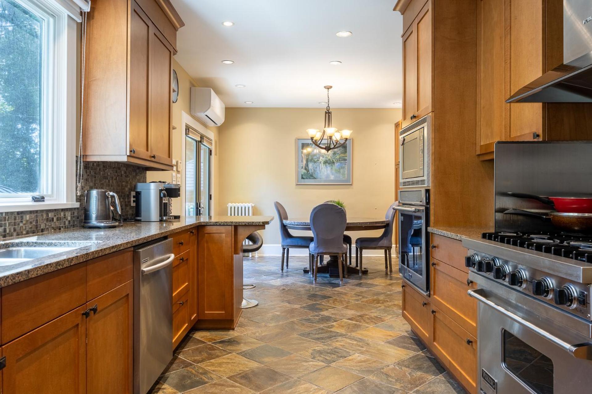 Homestay Shaughnessy Cozy Bedrooms *