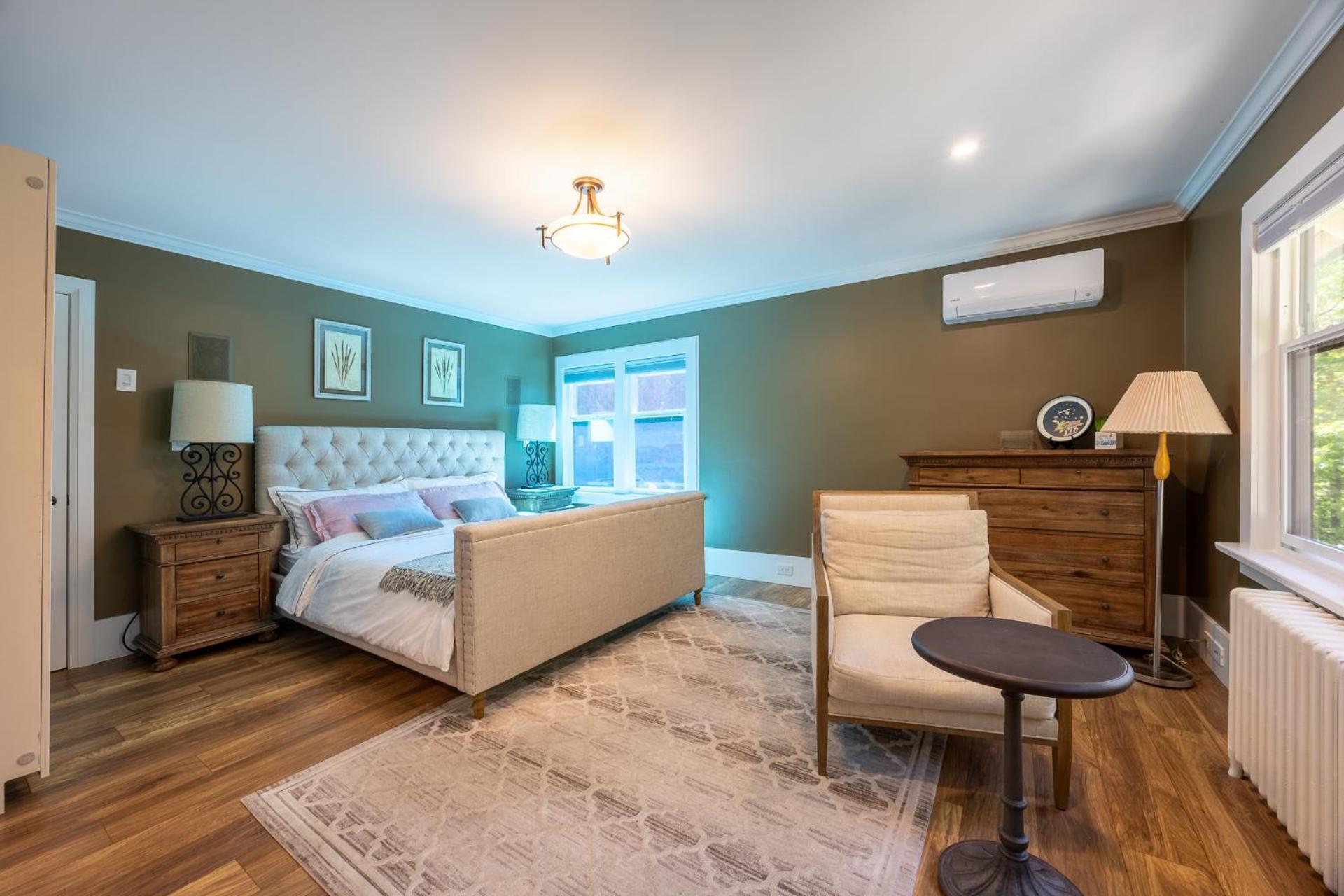 Shaughnessy Cozy Bedrooms Homestay