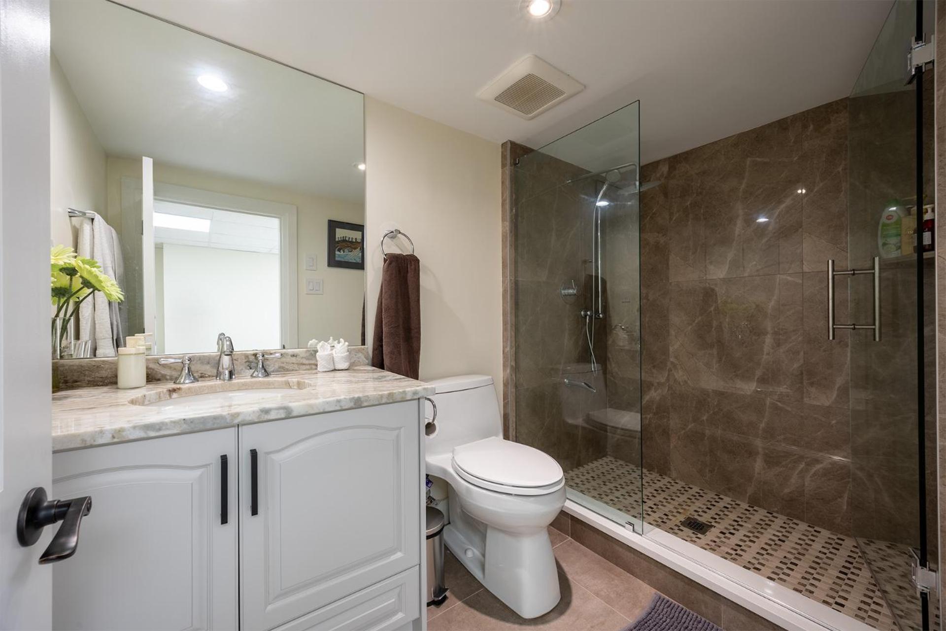 Shaughnessy Cozy Bedrooms Homestay Vancouver