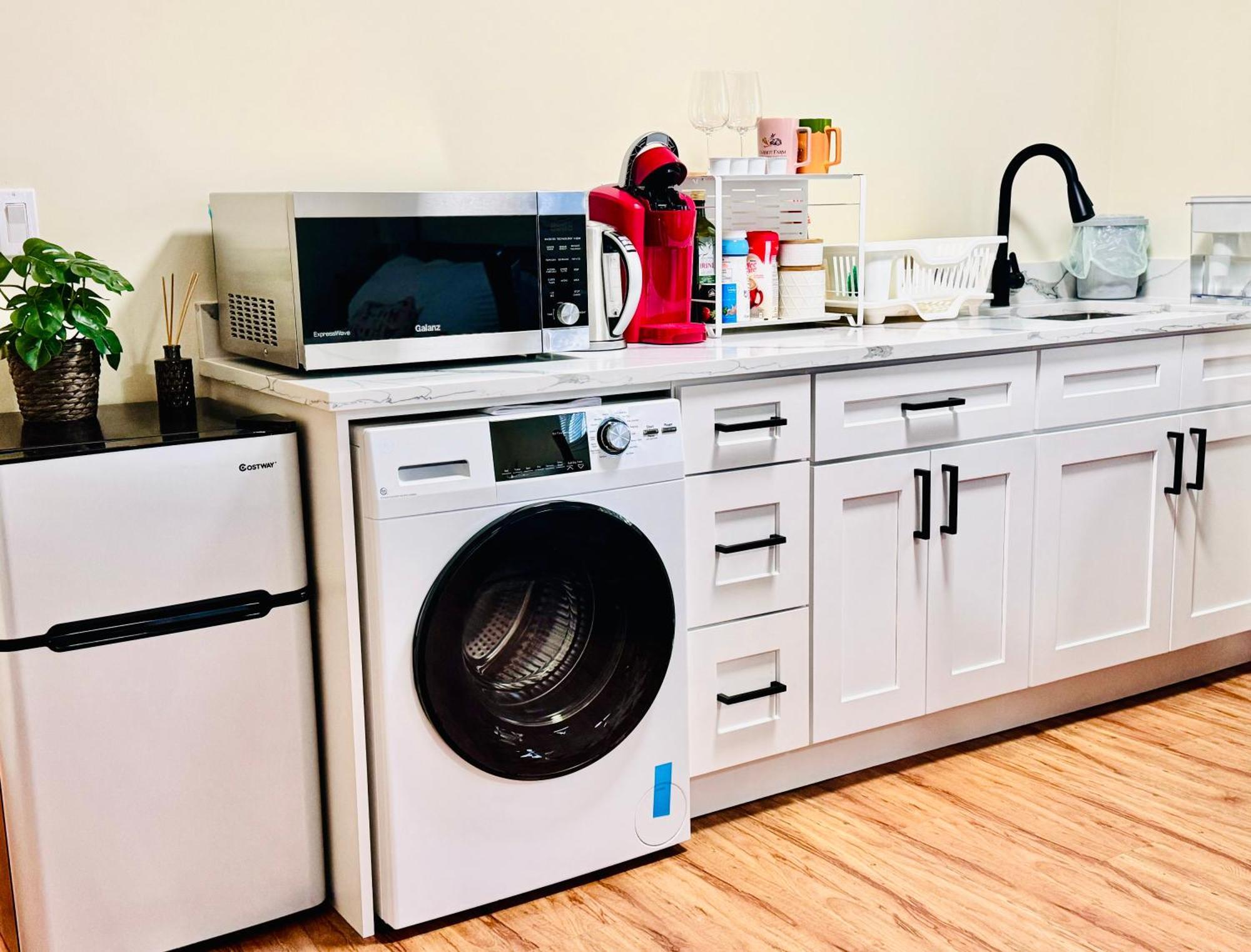 Cozy 2 Beds Spacious Rooms,close To Transit Ferienhaus Vancouver
