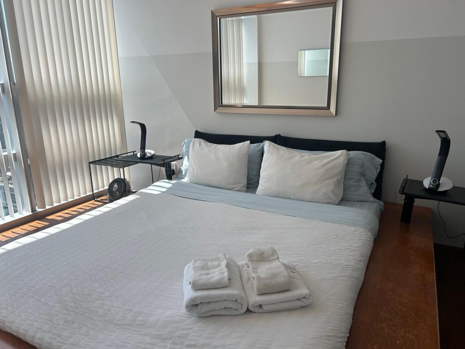 Your Alternative To A Five Star Hotel - Premium Location Vancouver