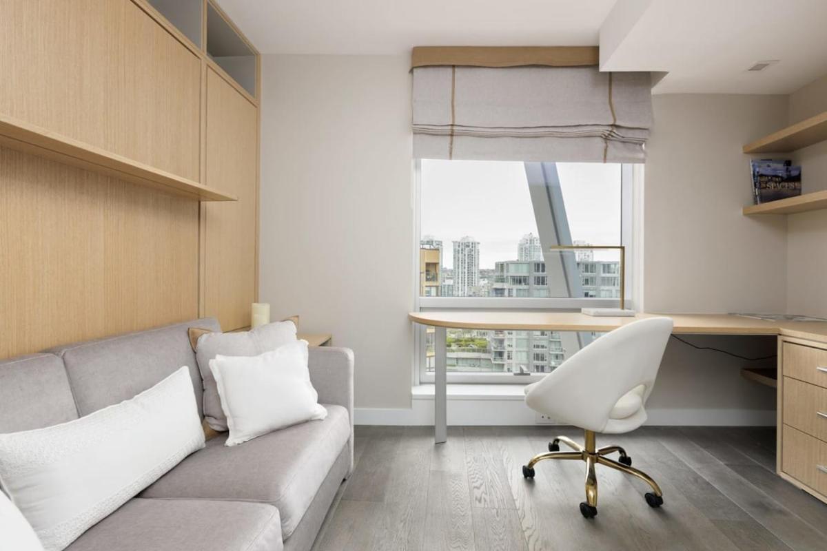 Amazing 3br Right In The Heart Of Yaletown Vancouver