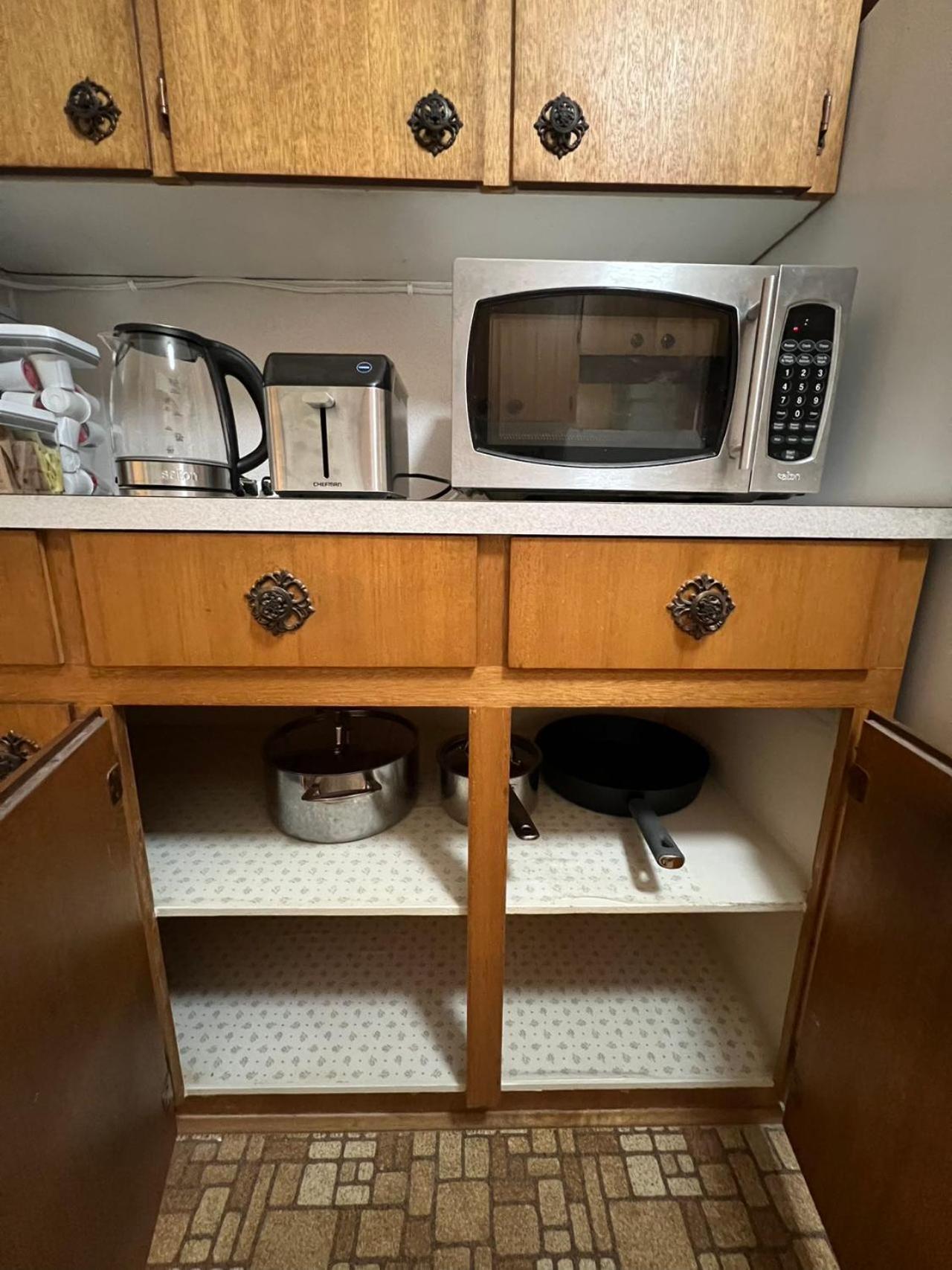 Vintage And Secluded In West Privatunterkunft Vancouver