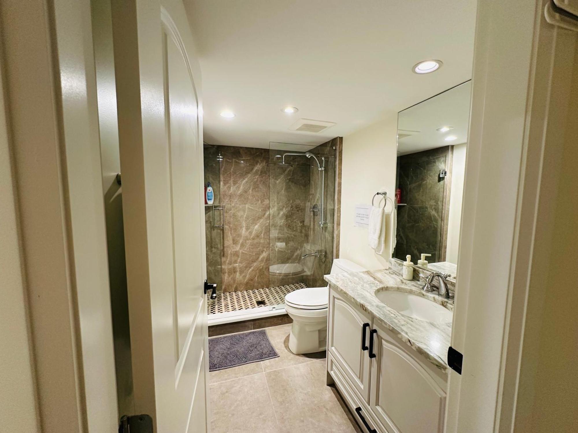 Shaughnessy Cozy Bedrooms Vancouver