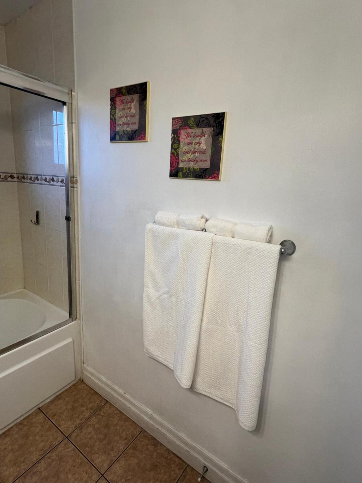 Two Bedrooms- A Warm House Privatunterkunft