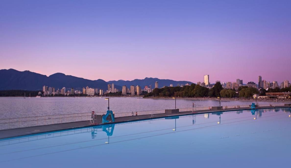 Bed & Breakfast Small Private At Kitsilano Vancouver